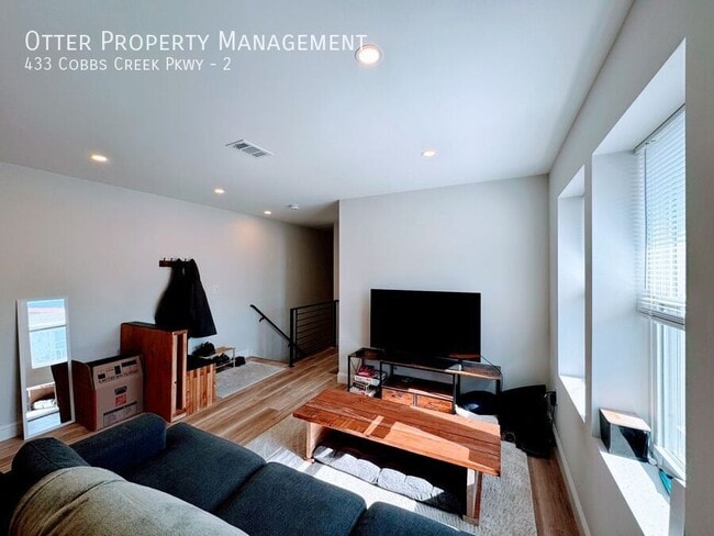 Photo - 433 Cobbs Creek Pkwy Unidad 2