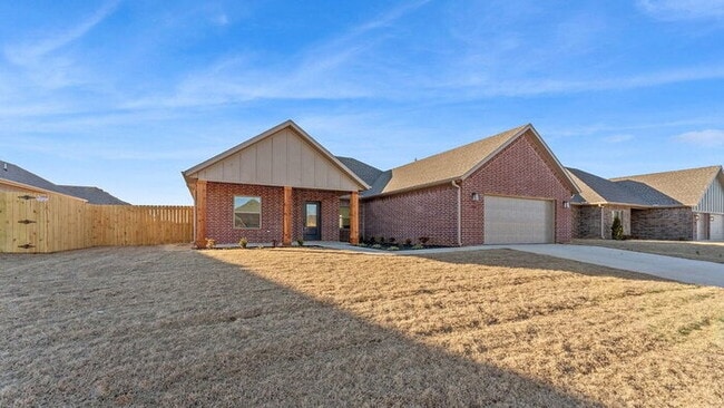 Photo - 147 N Banner Ave