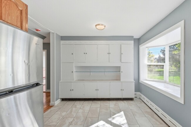 Photo - 4311 Kennison Ave