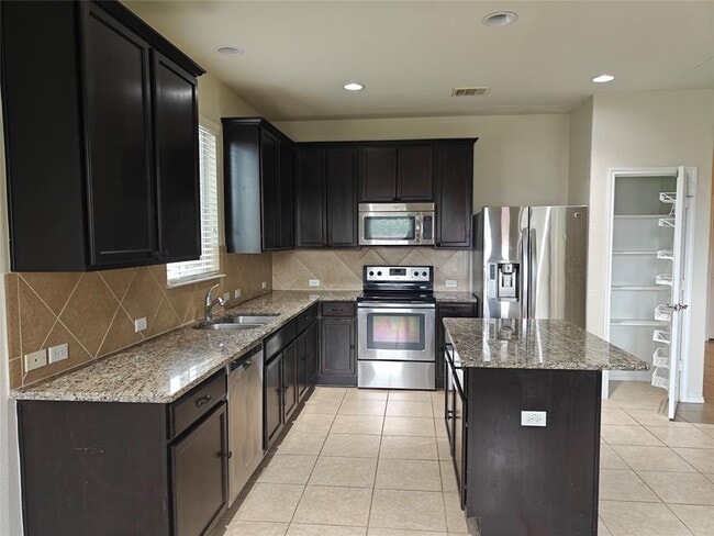 Photo - 5610 Hopkins Dr