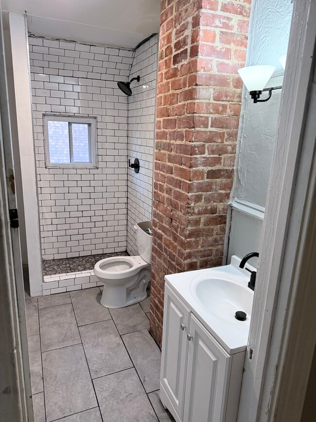 Bathroom - 229 W Downer Pl Unit 2