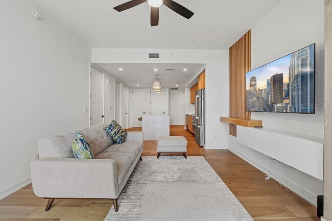 Photo - 84 East Ave Unit 3810