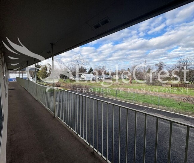 Photo - 706/708SCollege Unit 204