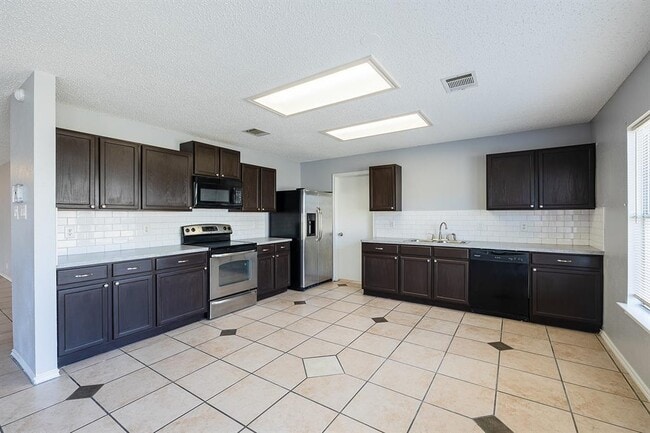 Photo - 1240 Dexford Dr