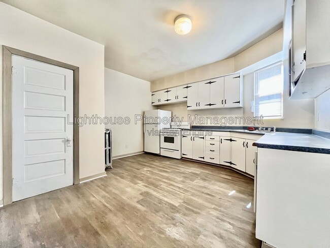 Photo - 1133 3rd St Unit 3