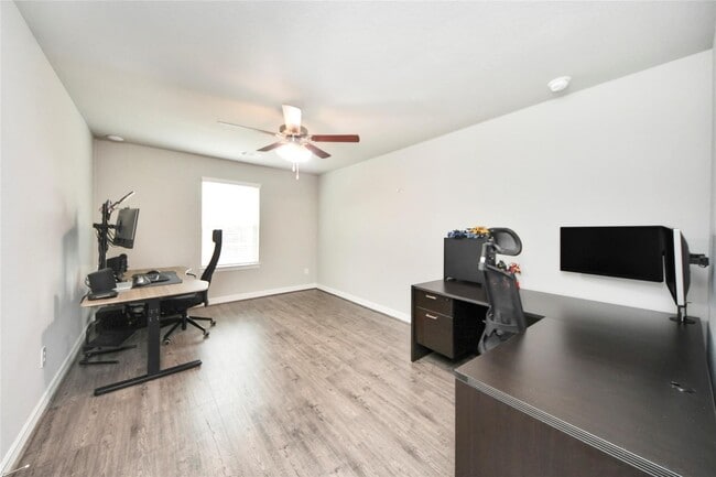 Photo - 120 Chestnut Run Ct