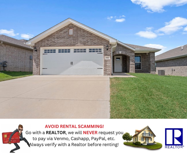 Building Photo - "Charming Bentonville Home: 3 Beds, 2 Bath...