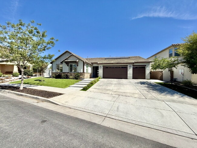Building Photo - STUNNING 4BD/3BA HOME FOR RENT - SOLAR + EV CHARGING - MENIFEE CA 92584