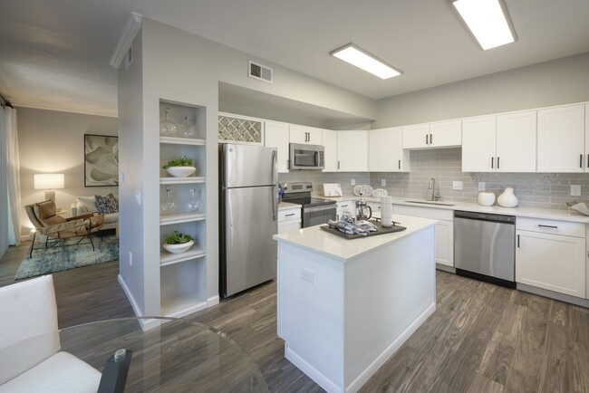 Building Photo - Retreat at Cheyenne Mountain Rental