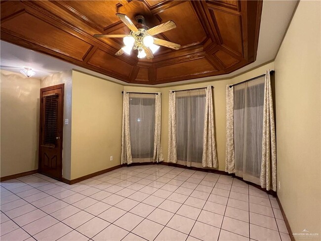 Photo - 8 Lucille Ave