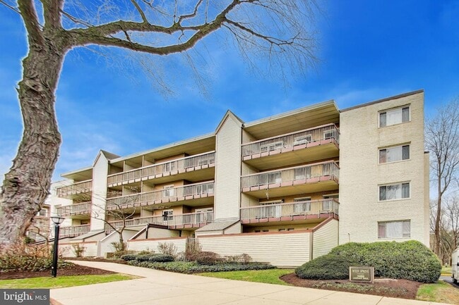 Photo - 7420 Lakeview Dr