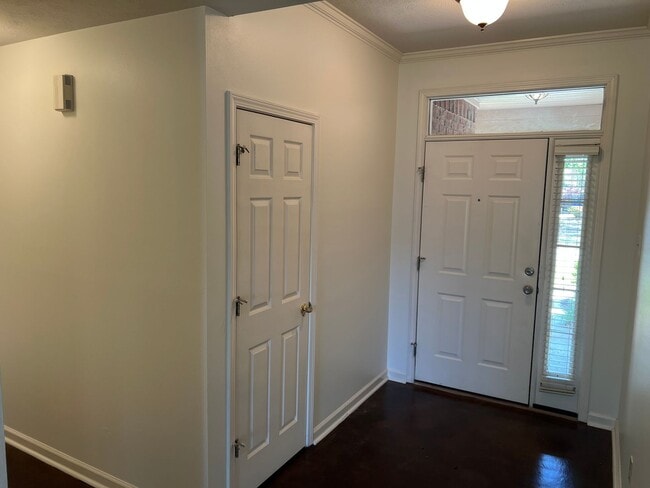 Photo - 3 Bed 2 Bath Home