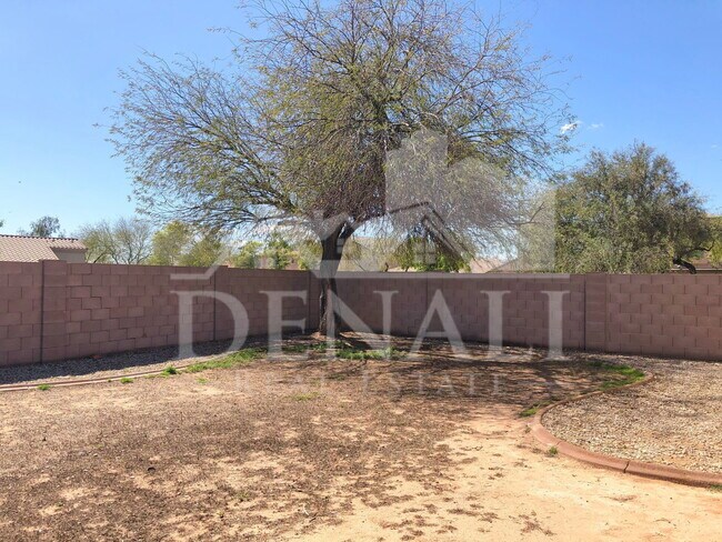 Photo - 16023 W Williams St