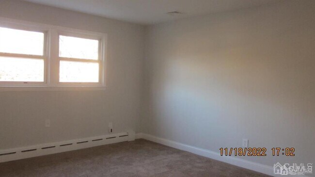 Photo - 198 Plainfield Rd