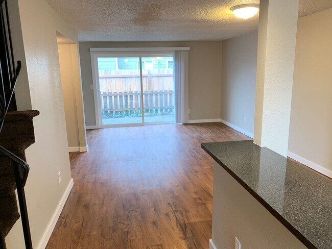 Photo - 2 Bedroom Town House!