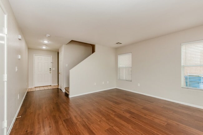 Photo - 4268 Perfect Drift St