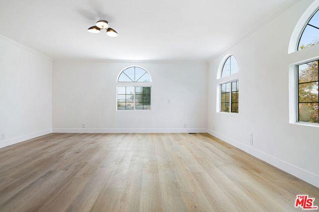 Photo - 6686 Drexel Ave