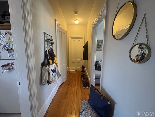 Photo - 63 Dana St Unit 3