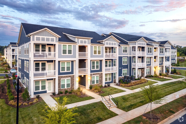 Building Photo - ZZZTryon Farms