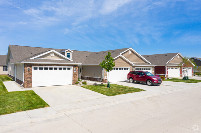 Building Photo - Redwood Superior Township Rental