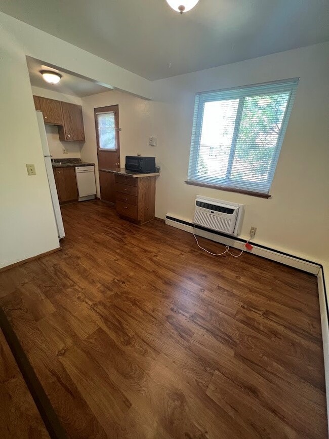 Photo - 2414 Brentwood Pky