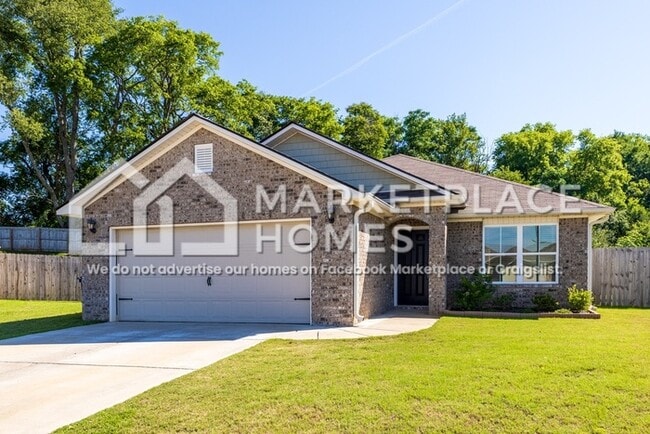 Photo - 135 Broughton St