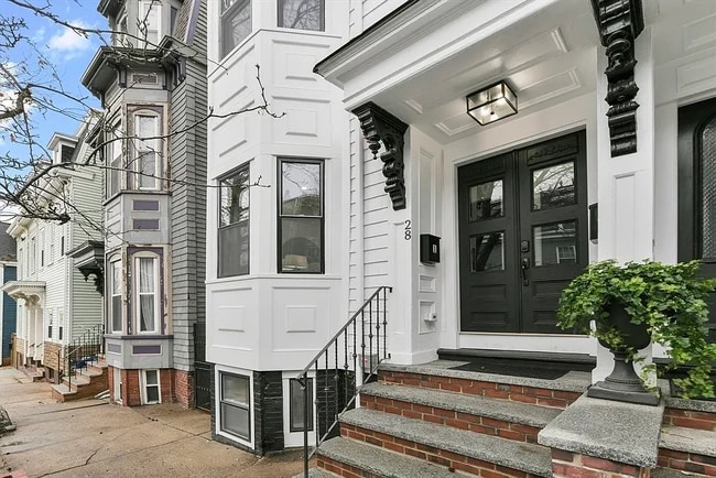 Photo - 28 Telegraph St Unit 1