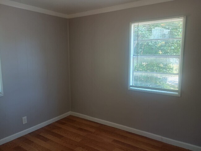 Photo - 2722 W Green St