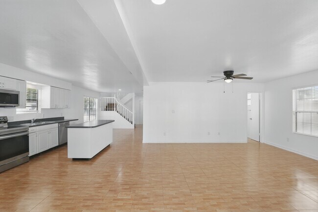 Photo - 820 Altaloma Ave