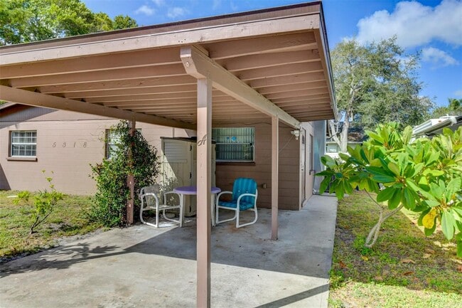 Carport