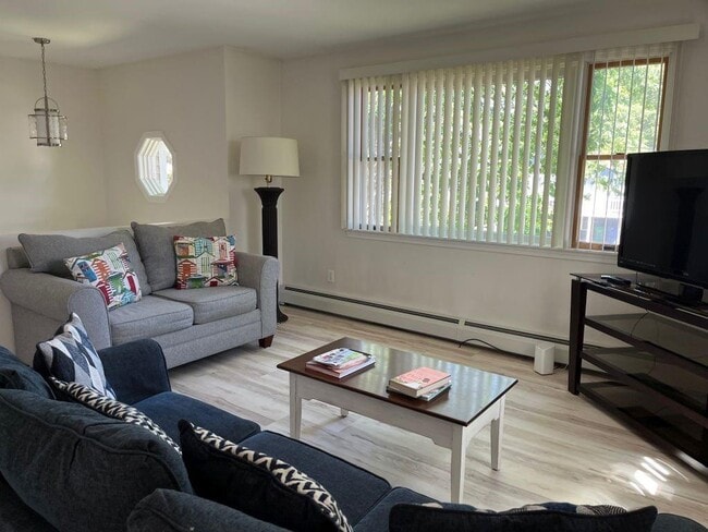 Photo - 126 Alder Rd