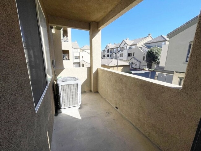 Photo - Beautiful 2nd Story 2 Bed 2 Bath House in Chula Vista Unidad #324