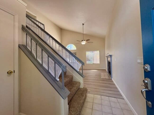 Photo - Beautiful 3 bedroom 2.5 bathroom in Antelope!