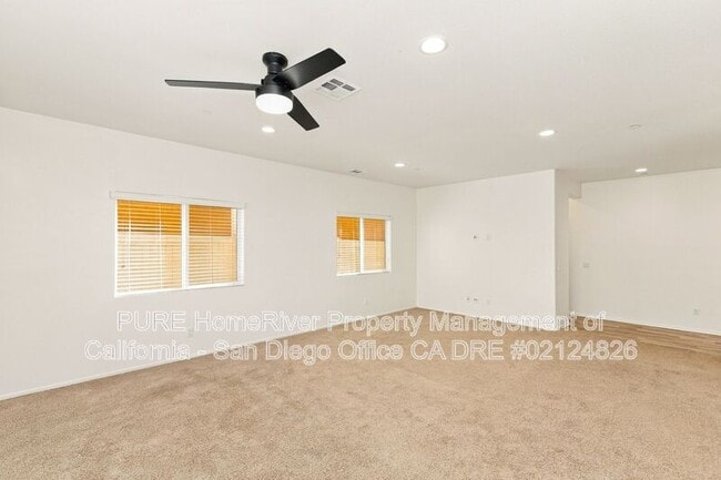 223 Dun Blazer Wy