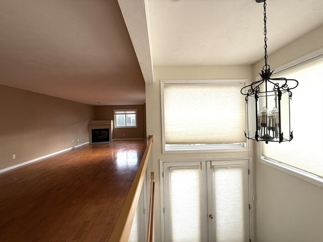 Photo - 227 Captain Eames Cir