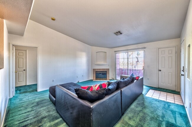 Photo - 4730 E Craig Rd