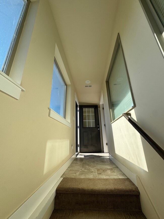 Photo - 2907 Willow Way