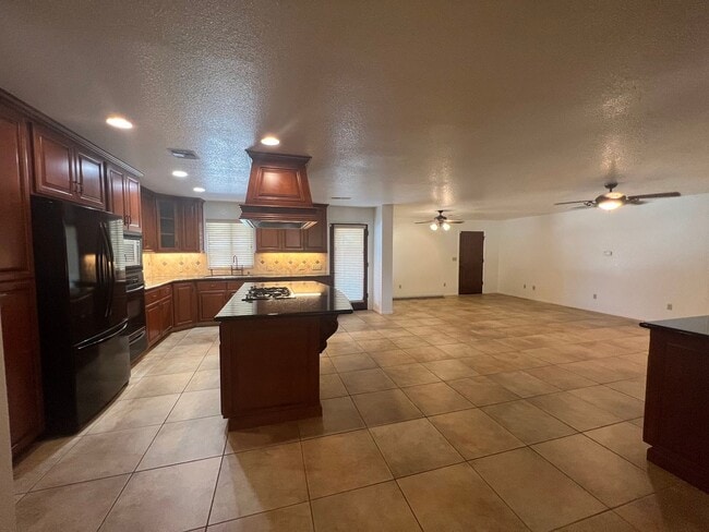 Photo - Beautiful home in Kingsburg