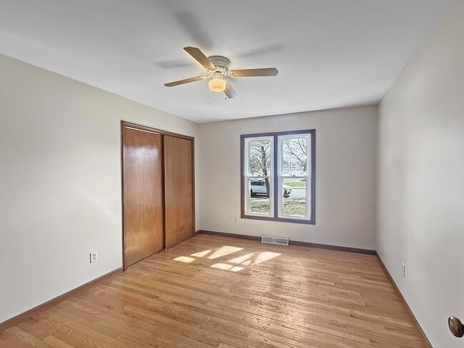 Photo - 432 Summer Dr