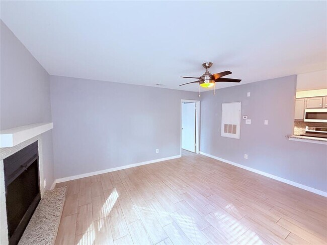 Photo - 8801 Schick Rd