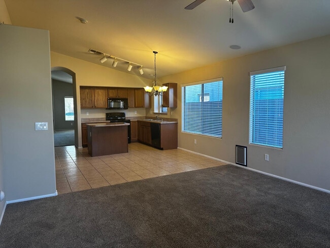 Photo - 1672 W Paisley Dr