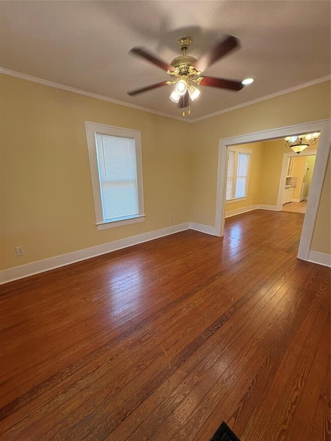 Photo - 5416 Evans Ave