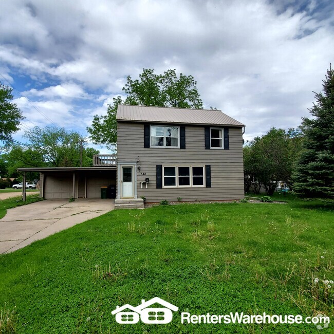 Building Photo - 348 1st St E Rental