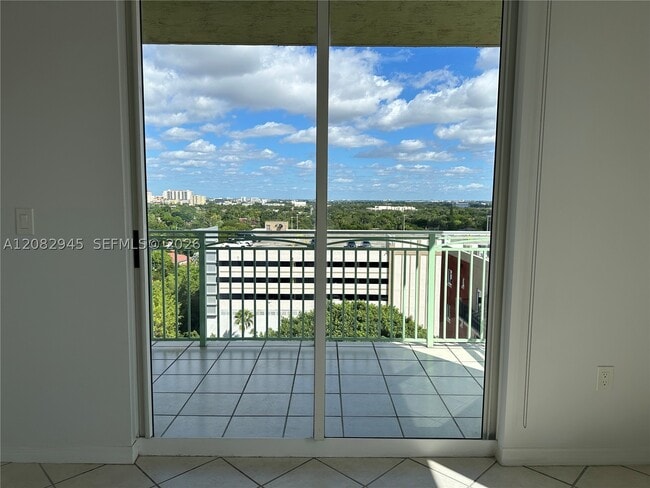 Photo - 3500 Coral Wy Unit 1414
