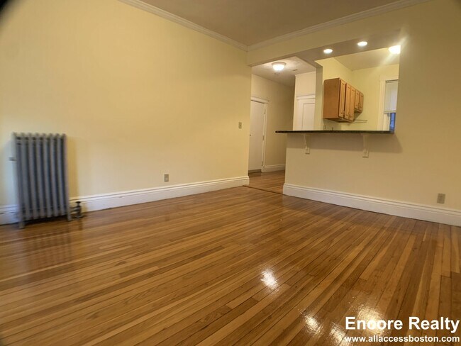 Photo - 120 Peterborough St Unidad 11