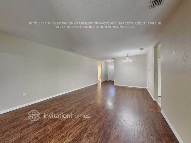 Photo - 2443 Longworthy Rd