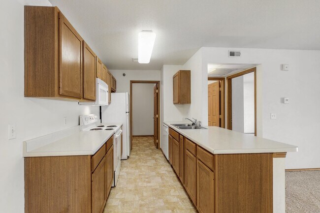 Platinum Valley Apartments