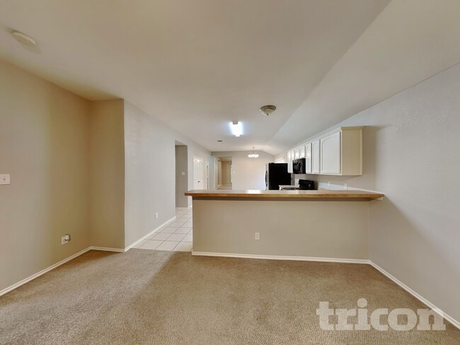 Photo - 711 Lentisco Dr