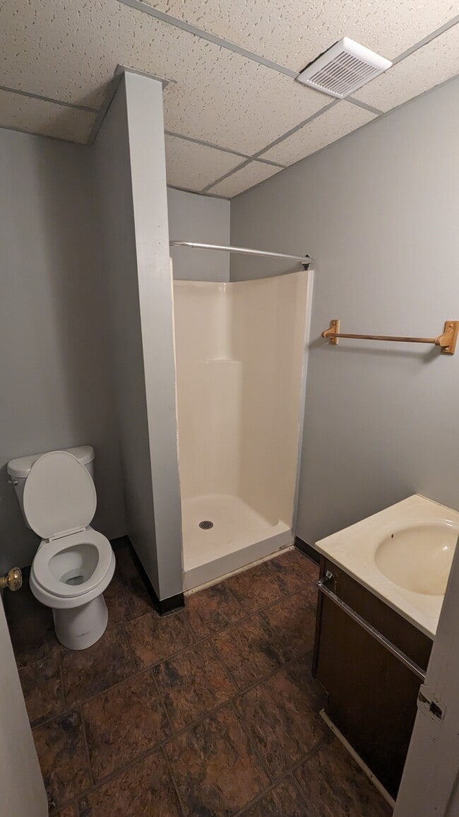 Photo - Oak Erie Building Unit 17 Oak 3