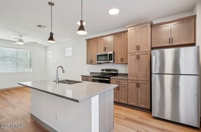 Photo - 19550 N Gunsmoke Rd